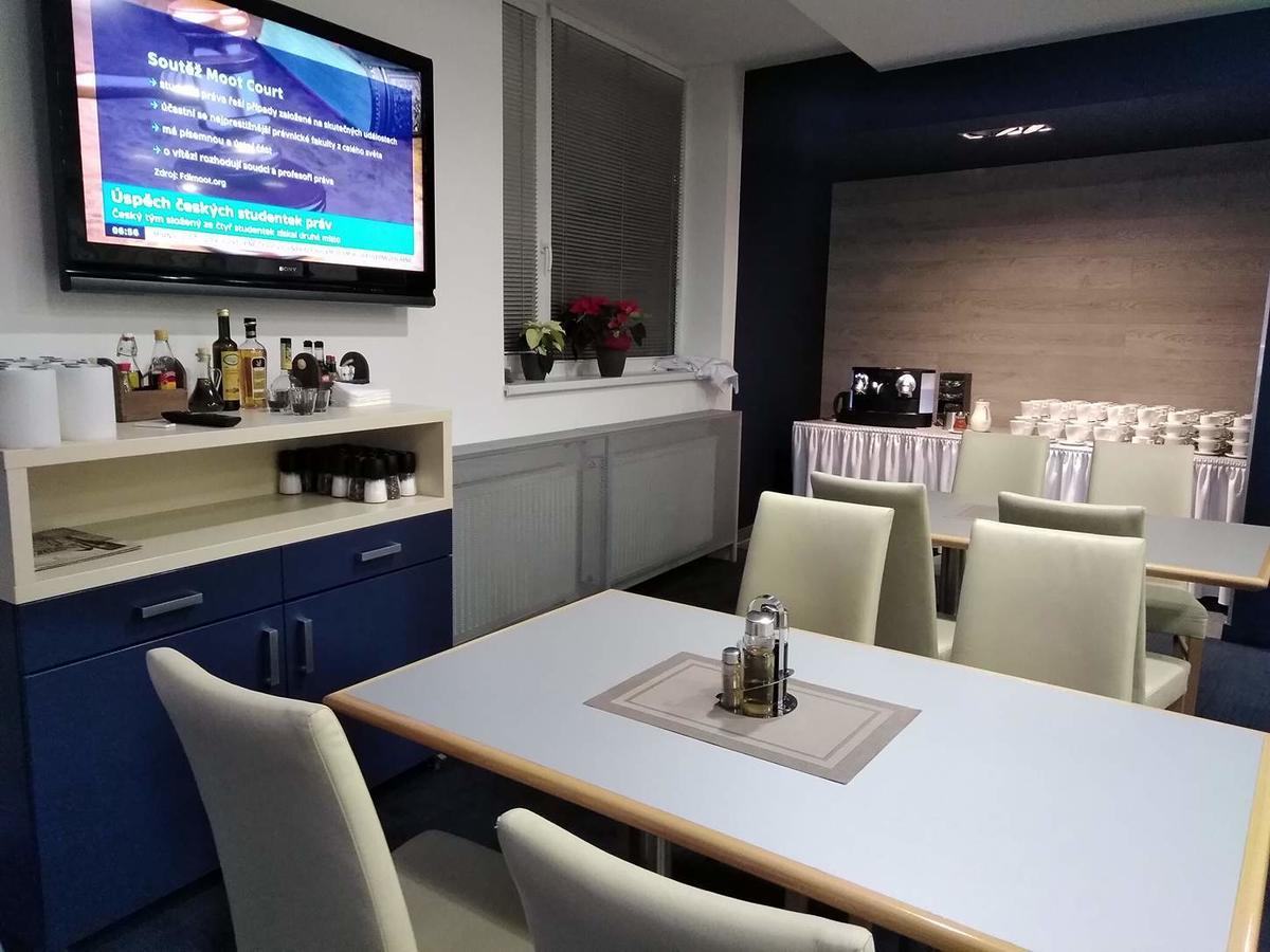Buly Arena Hotell Kravaře Eksteriør bilde